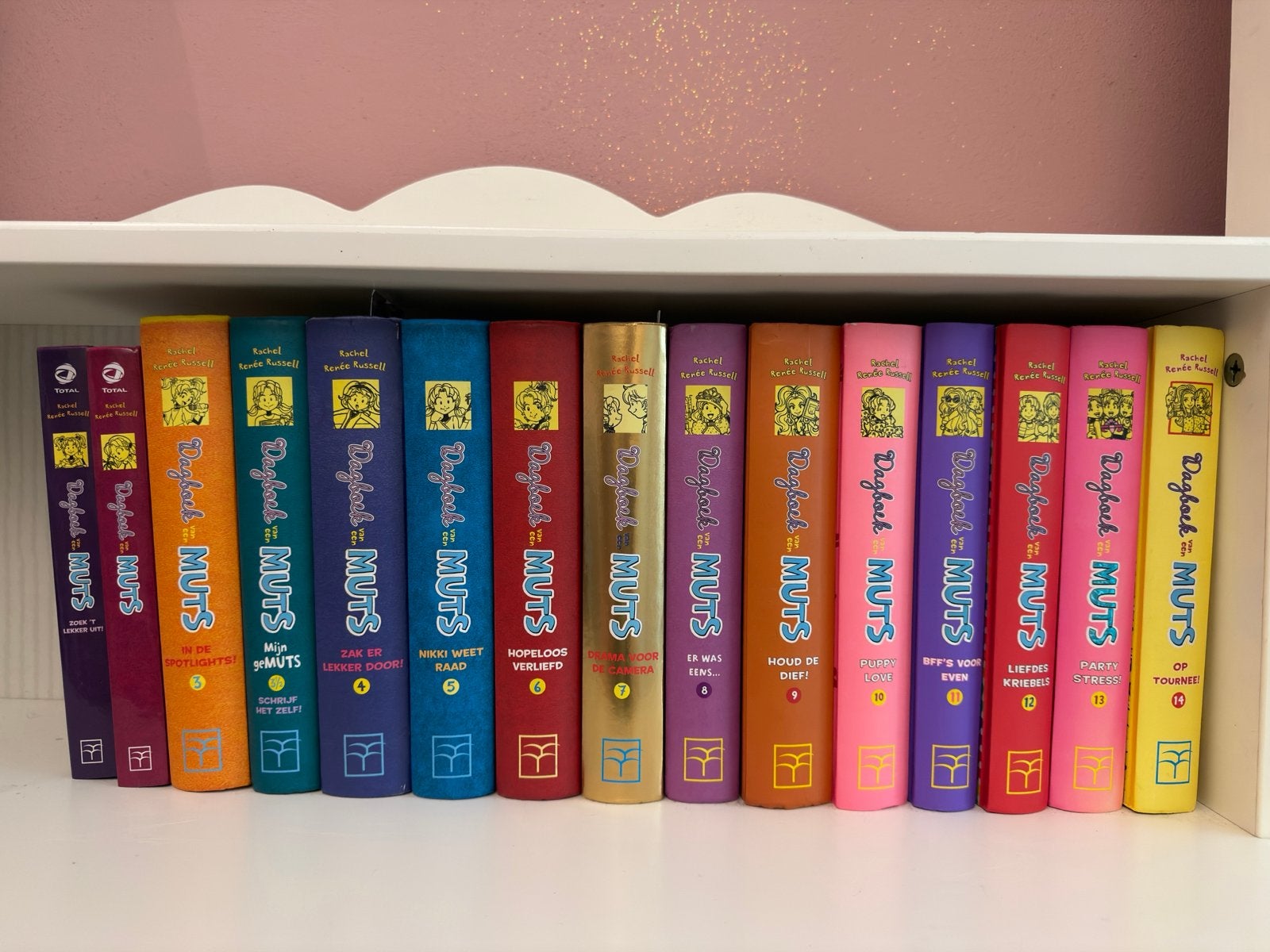 Complete serie Dagboek van een Muts 1-14 + speciale edities, Boeken, Ophalen of Verzenden, Zo goed als nieuw, Fictie
