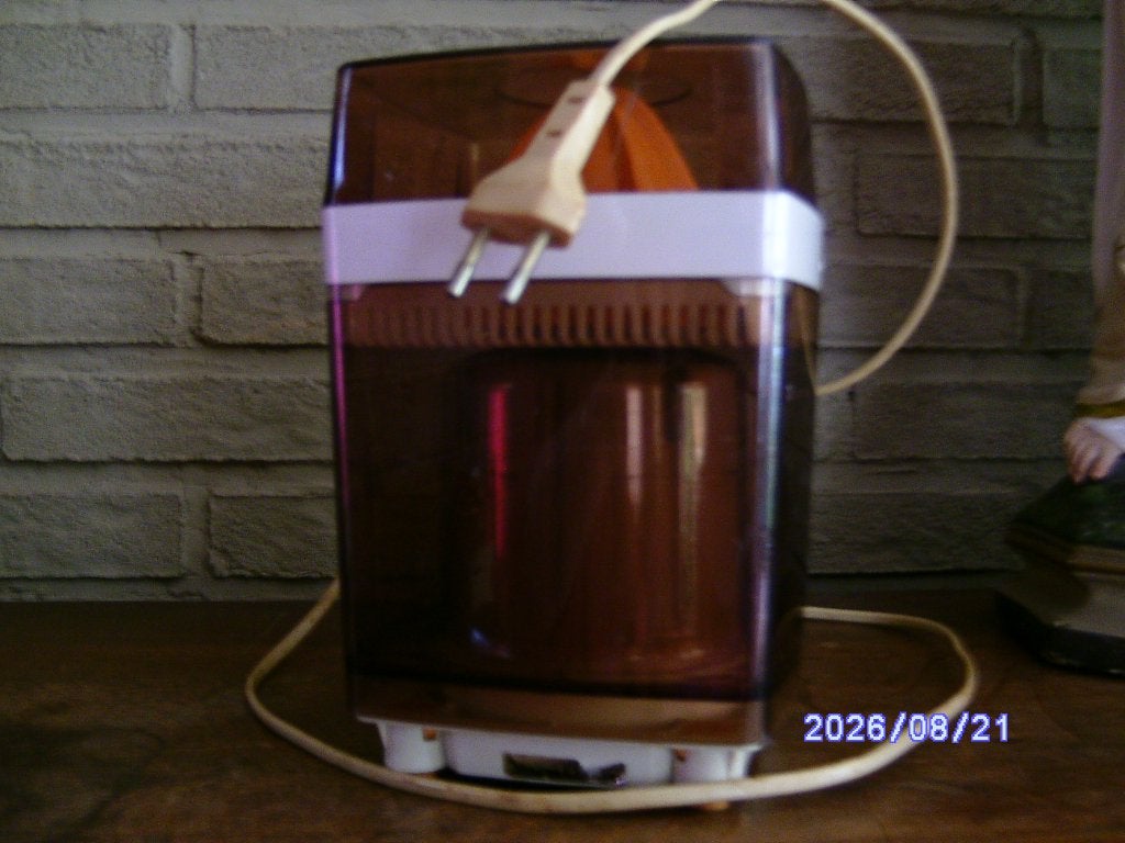 citruspers sinaasappelpers jaren 70 vintage Moulinex, Verzamelen, Retro, Ophalen of Verzenden, Huis en Inrichting