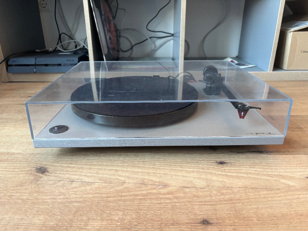 Rega RP1 platenspeler grijs zilver met Ortofon 2M Red, Ophalen, Gebruikt, Platenspeler, Overige merken