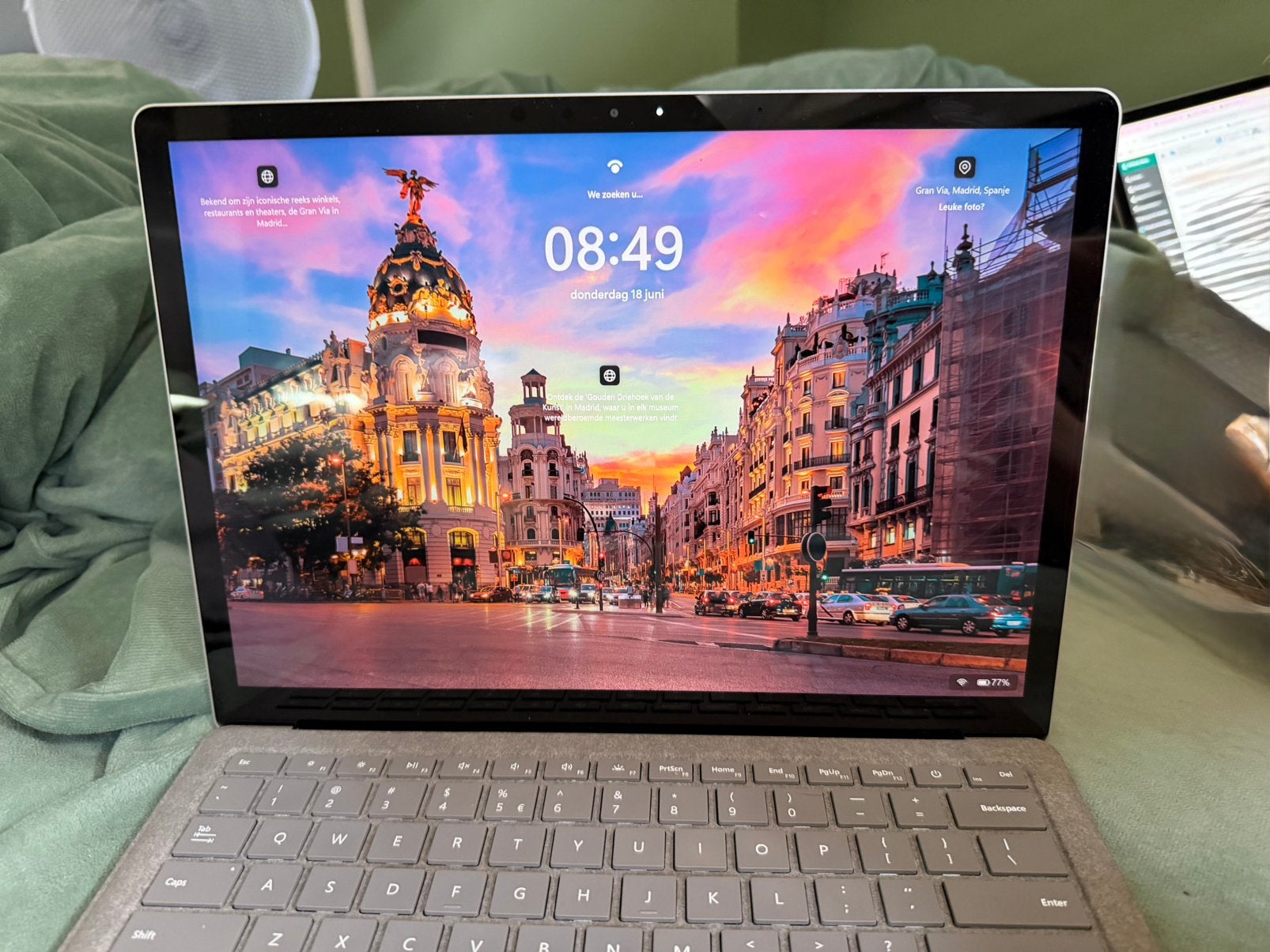 Surface laptop 2, Computers en Software, Windows Laptops, Gebruikt, 2 tot 3 Ghz, Qwerty, 8 GB