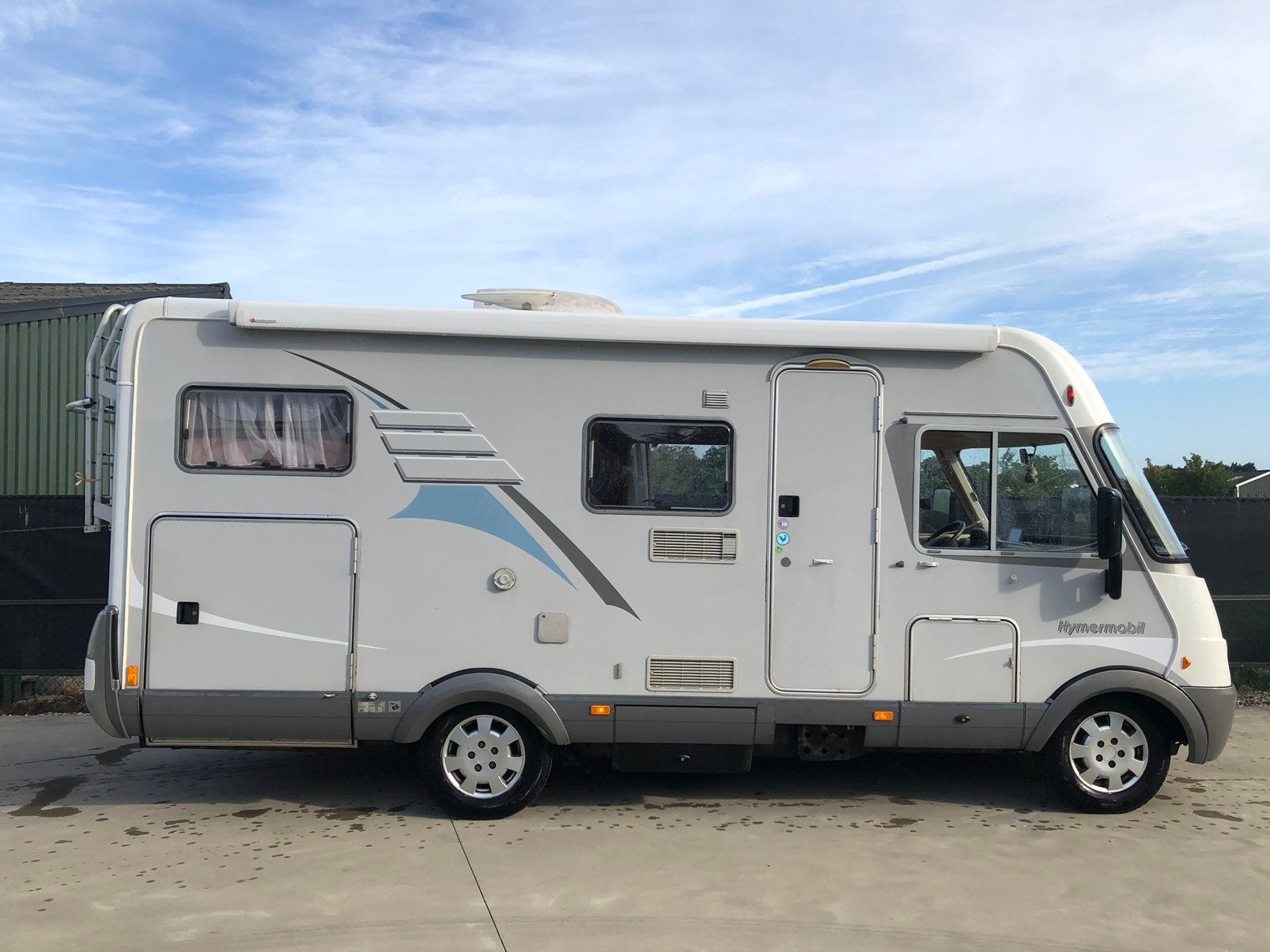 Hymer B514 146pk 4pers Hefbed XL garage 77.000km 12-2004, Bedrijf
