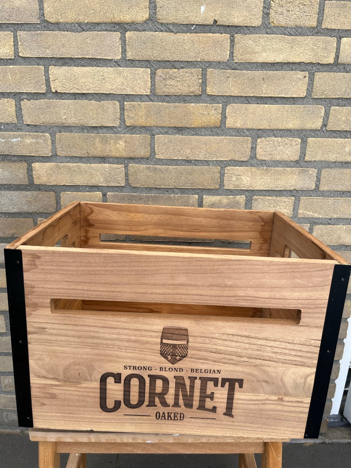 Houten krat van Cornet bier, Ophalen, Gebruikt, Overige typen, Overige merken