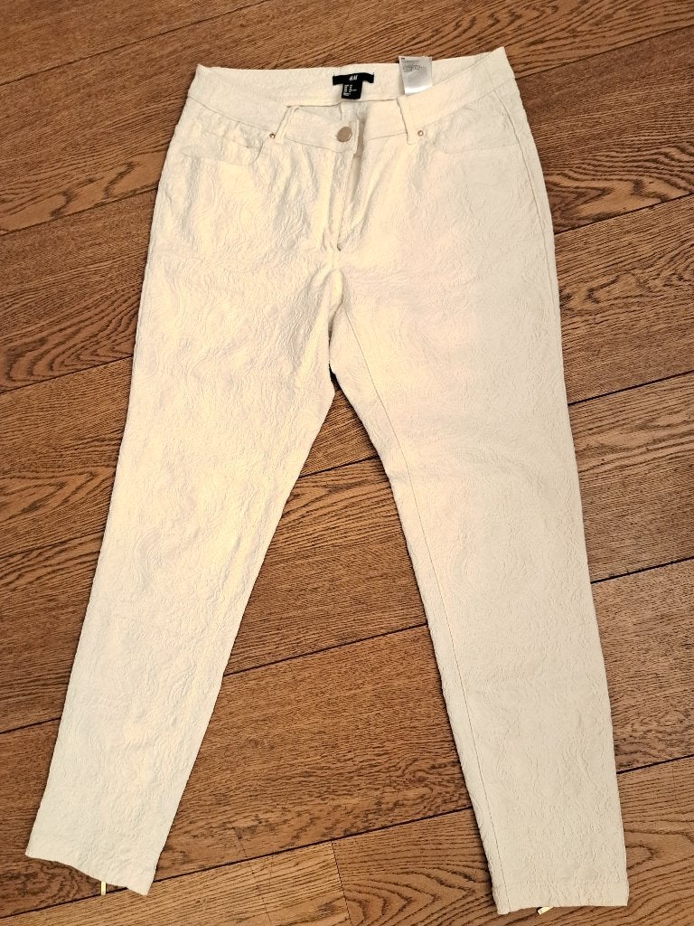 H&M skinny broek met chique patroon in stof - M/40, Maat 38/40 (M), H&M, Beige, Ophalen of Verzenden