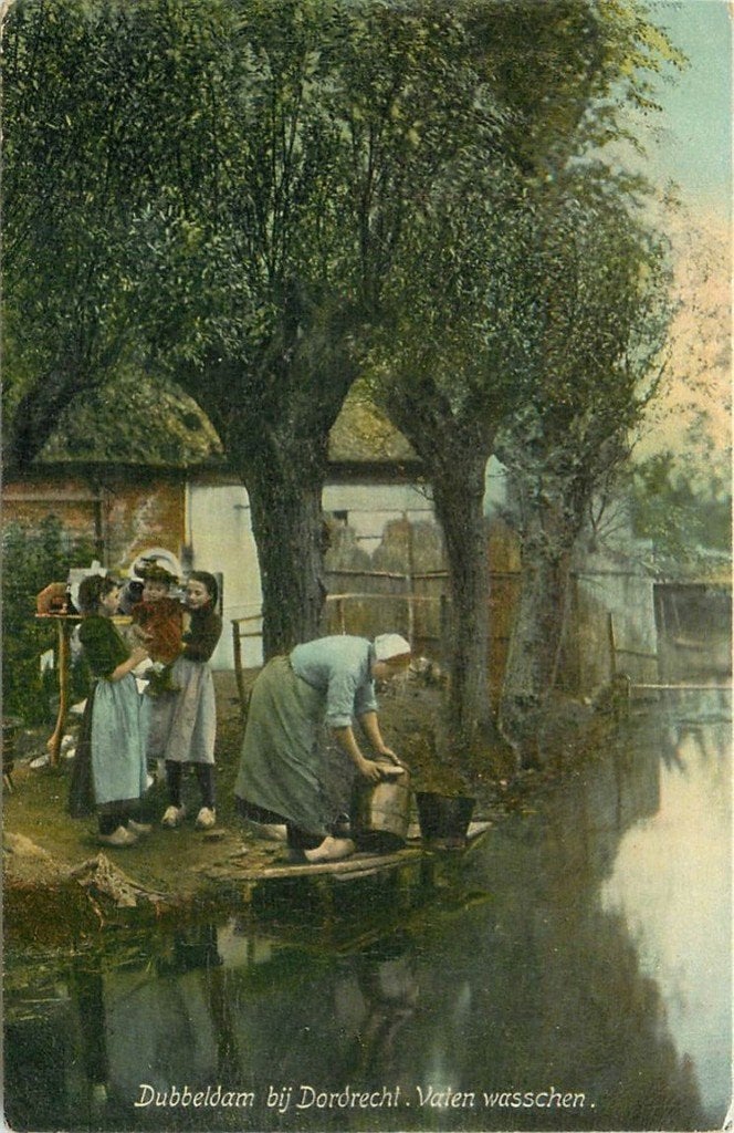 701-364-047 Dordrecht Dubbeldam Vaten Wasschen, Verzamelen, Ophalen of Verzenden, Voor 1920, Zuid-Holland
