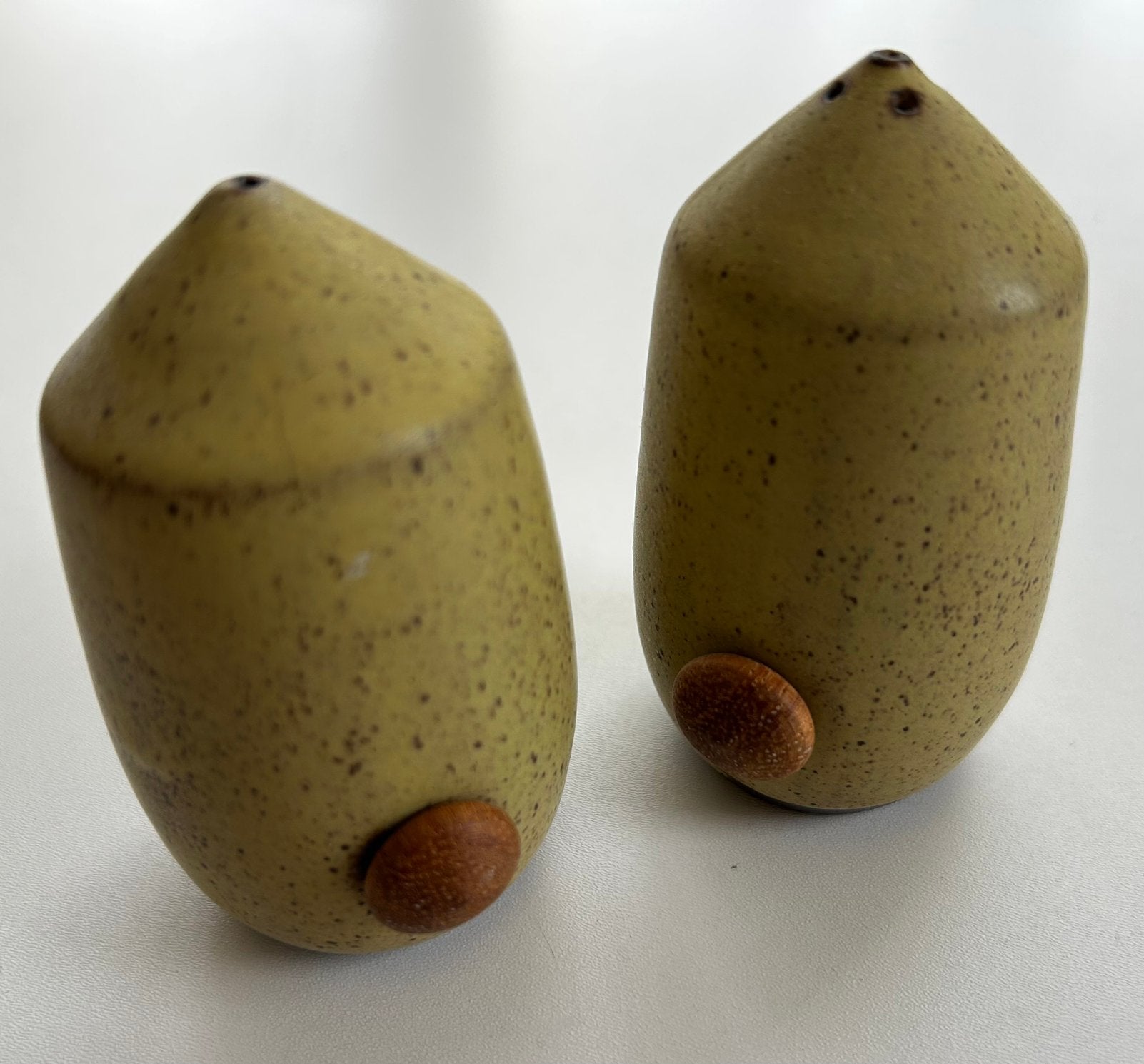 zaalberg peper en zout stel mosterdkleur vintage keramiek, Antiek en Kunst, Antiek | Keramiek en Aardewerk, Ophalen of Verzenden