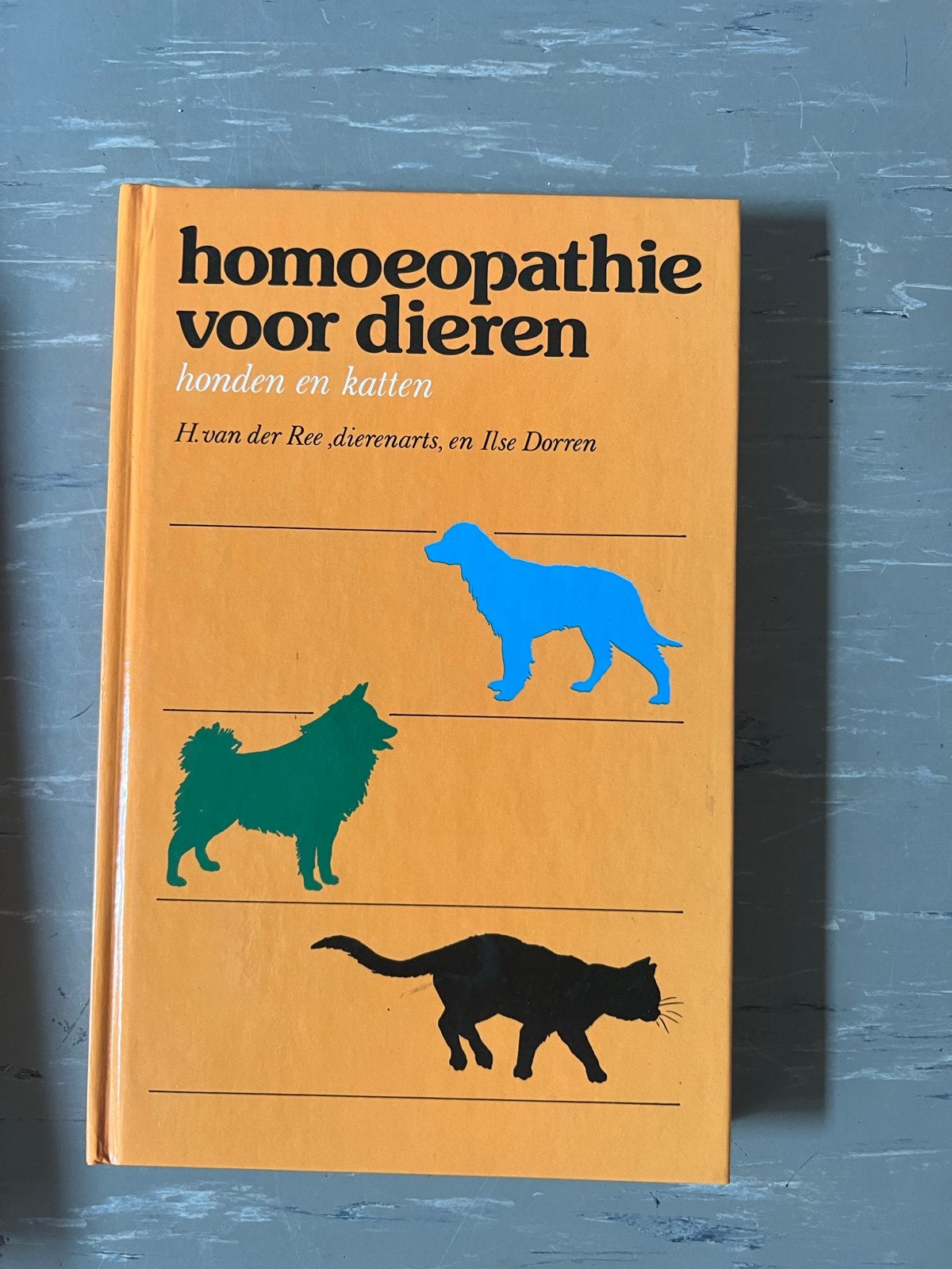 Homoeopathie voor dieren: honden en katten, Boeken, Ophalen of Verzenden, Gelezen, Honden