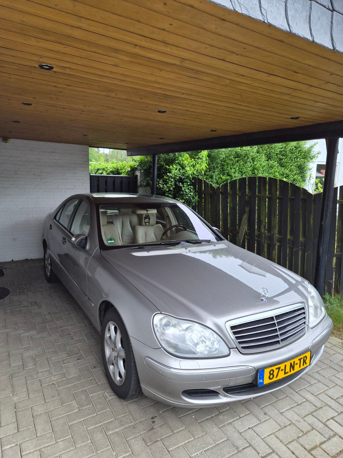 Mercedes-Benz S-Klasse 4.3 S430 4-MATIC AUT 2003 Grijs, Auto's, Mercedes-Benz, Automaat, 120 €/maand, Vierwielaandrijving, 1880 kg