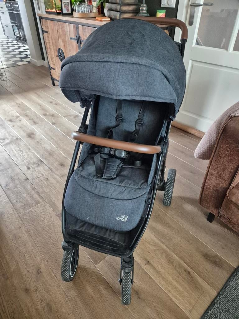 Britax Romer buggy (model B-Agile R), Ophalen, Zo goed als nieuw, Overige merken, Verstelbare rugleuning