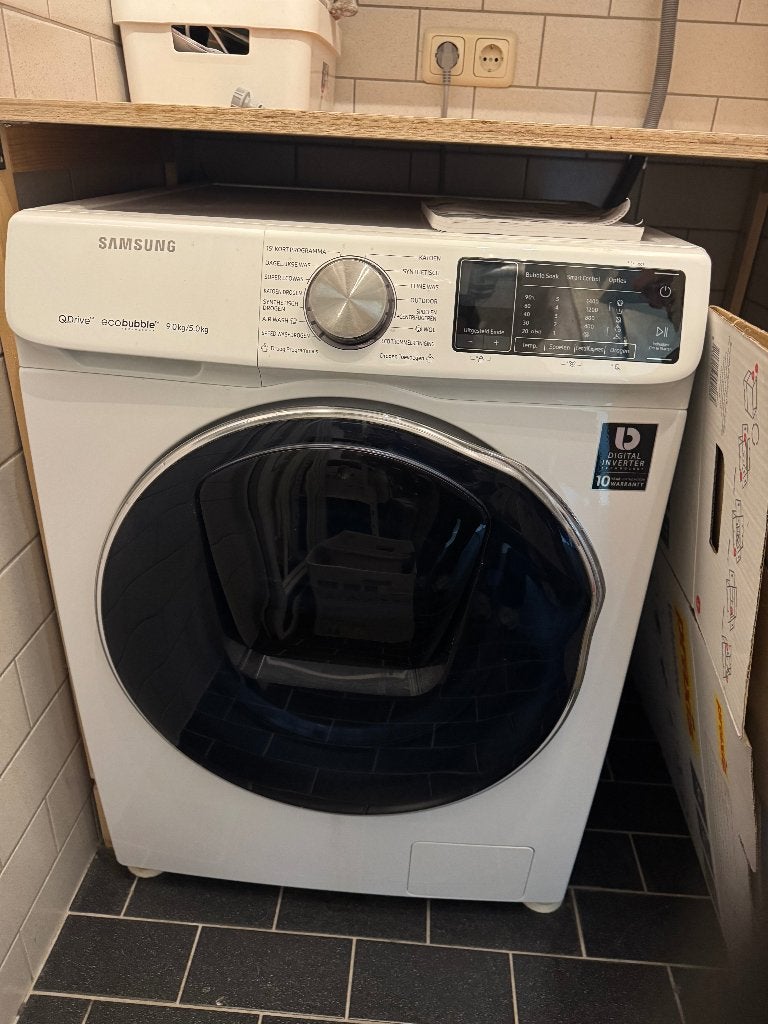 Samsung QDrive AddWash was-droogcombinatie 9/5 kg EcoBubble, Ophalen, 1200 tot 1600 toeren, 8 tot 10 kg, Energieklasse A of zuiniger