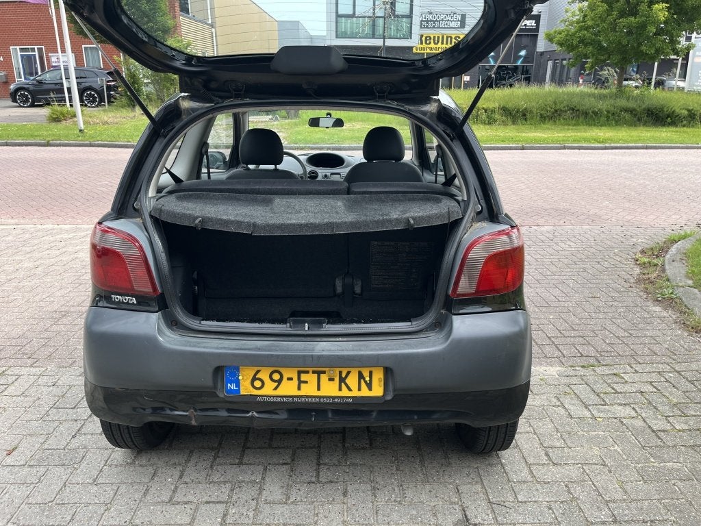 Toyota Yaris 1.0-16V VVT-i Terra| MET NIEUWE APK! (bj 2000), foto 12