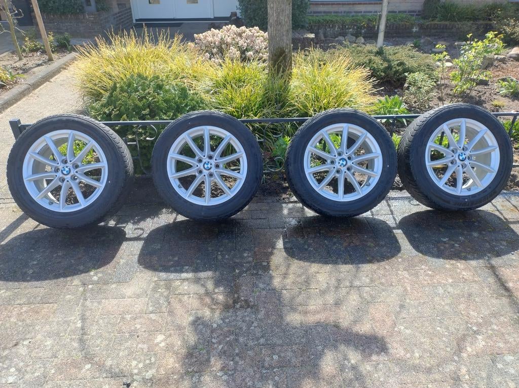 Set originele BMW velgen voor BMW X1 (F48) + winterbanden, Ophalen, Gebruikt, Velg(en), 17 inch