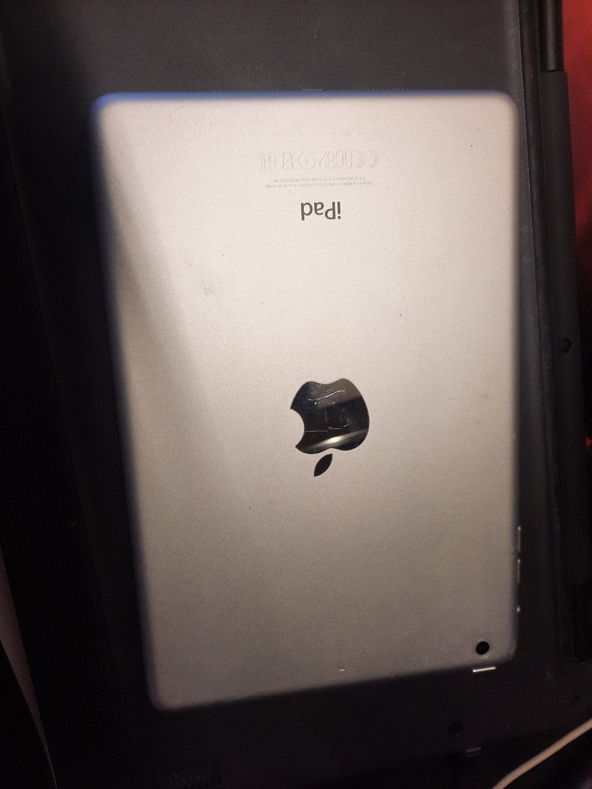 Foto 3 van 2x Apple iPad Air 2 (A1566) 16GB Wi-Fi - Zilver