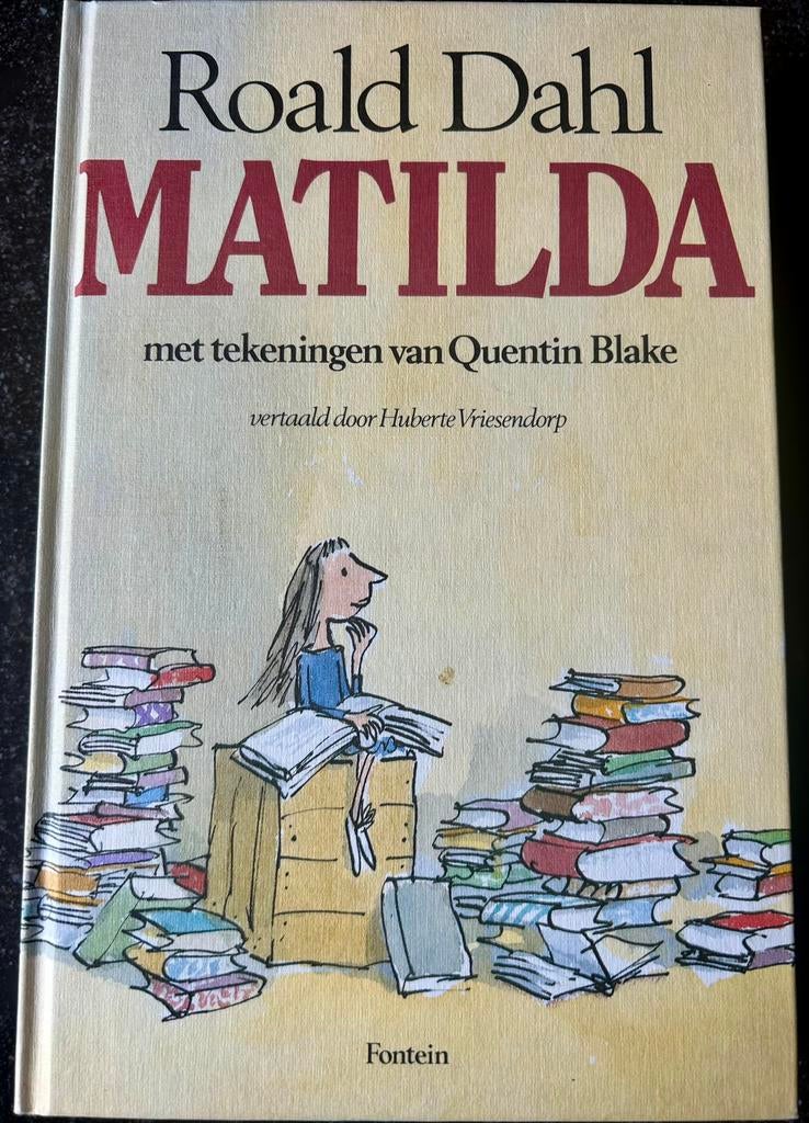 Roald Dahl - Matilda - Fontein - tekeningen Quentin Blake, Ophalen of Verzenden, Zo goed als nieuw, Roald Dahl