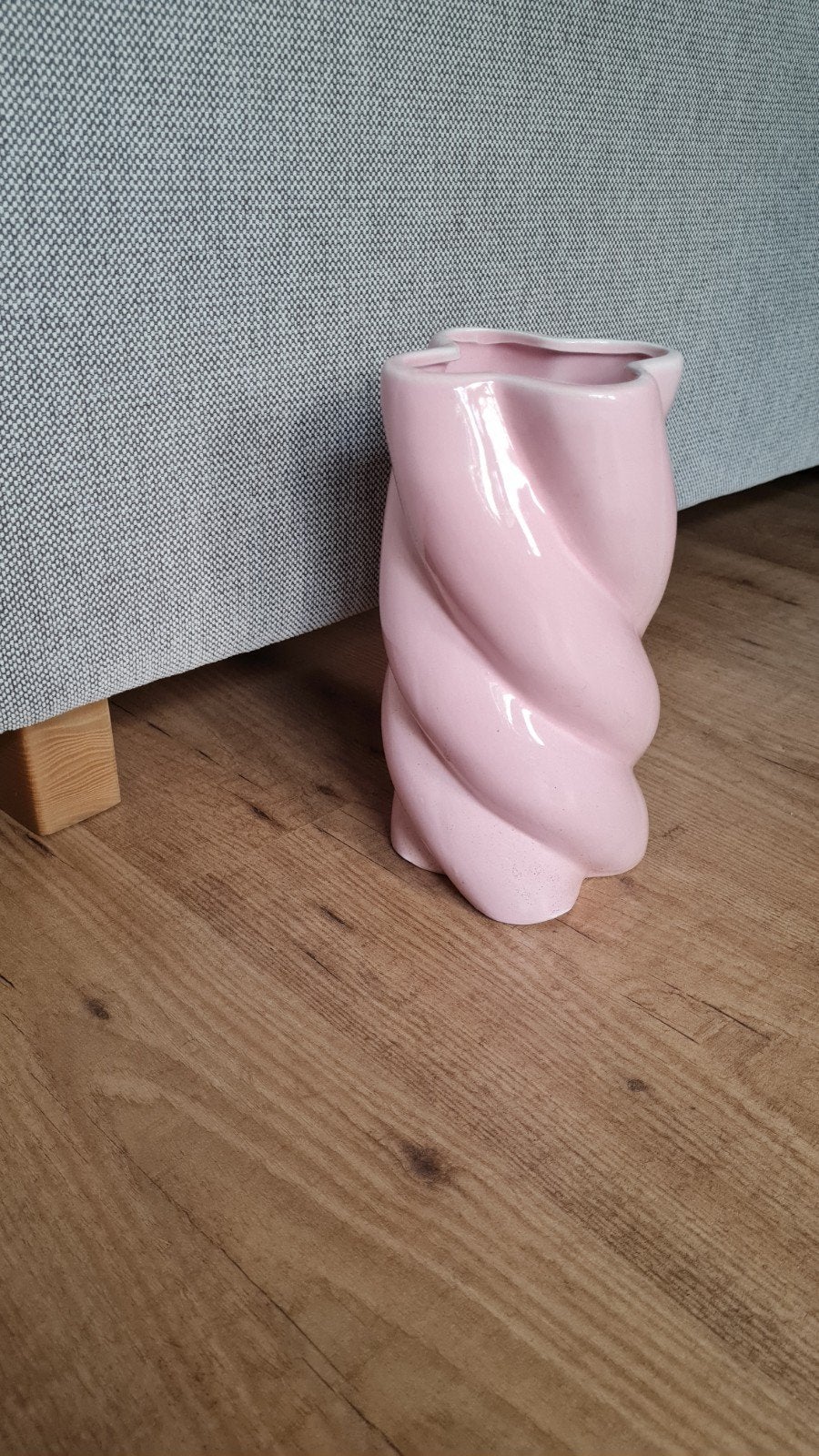 Roze tulpenvaas - Uniek gedraaid design, Ophalen, Roze
