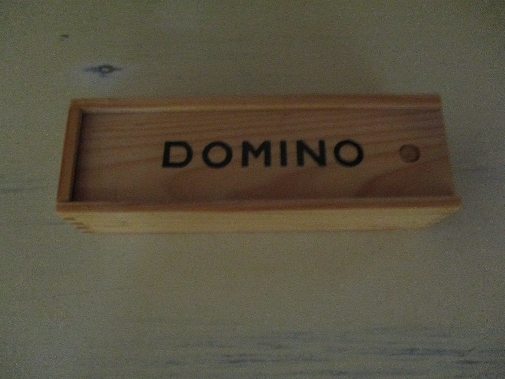 bordspel houten kistje vintage Domino compleet, Een of twee spelers, Ophalen of Verzenden, Nieuw