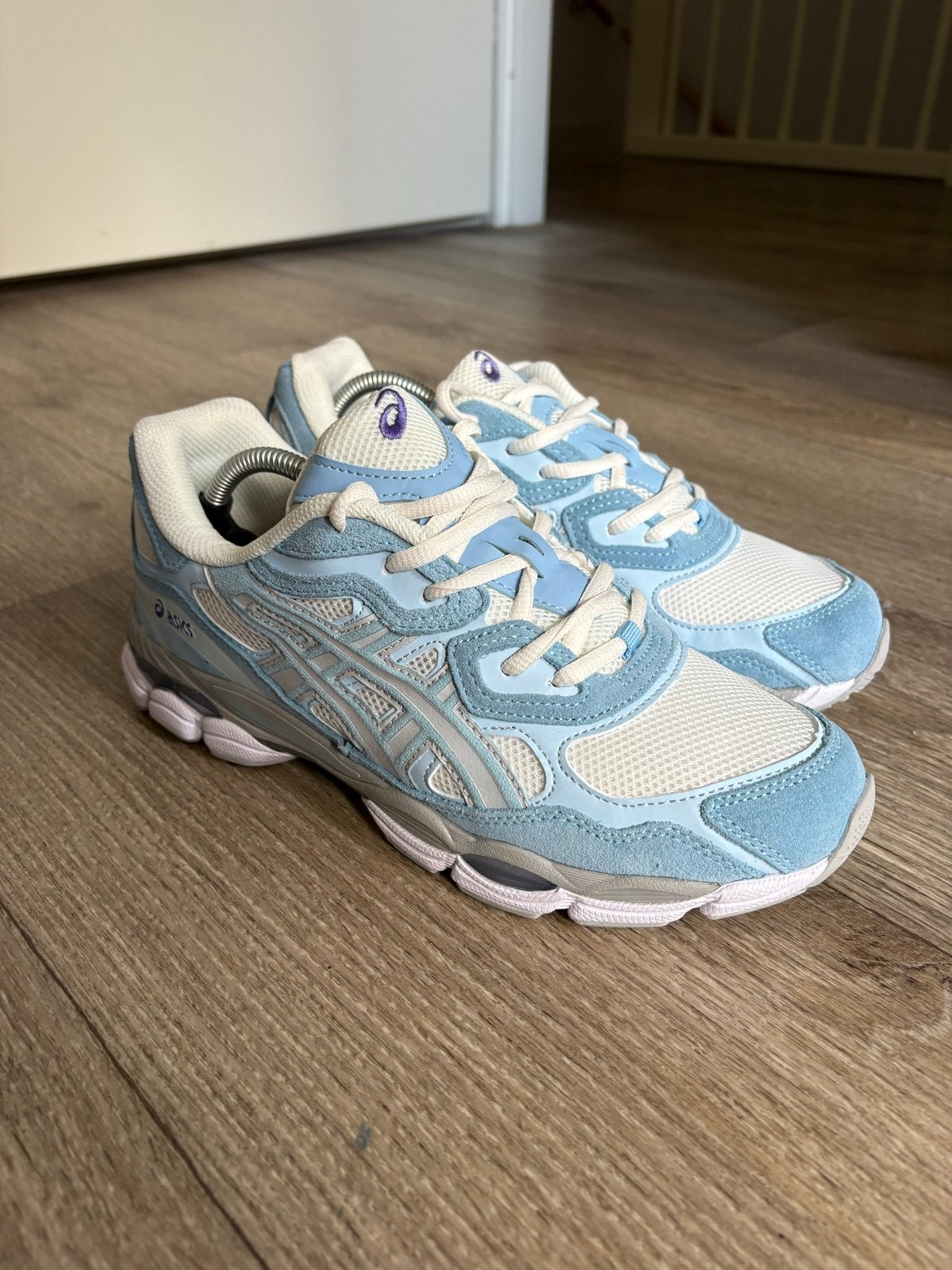 Asics Gel-Nyc Maat 43.5 Lichtblauw/Wit, Blauw, Nieuw, Ophalen of Verzenden, Sneakers of Gympen