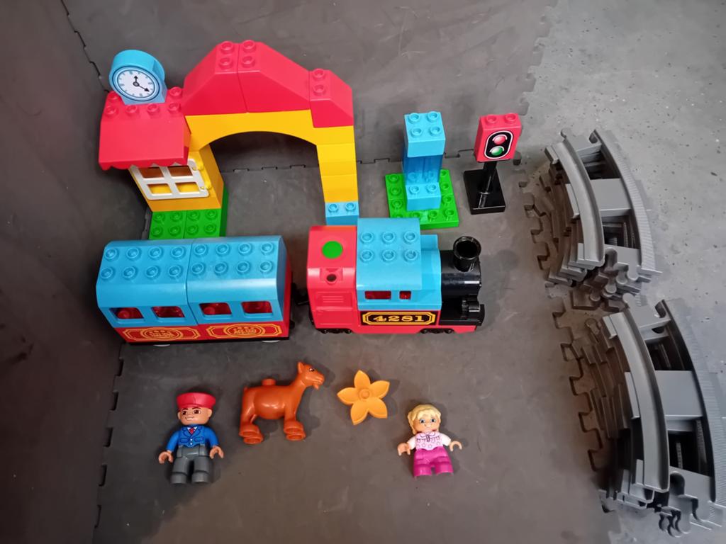 Lego Duplo 10507 mijn eerste treinset (locomotief werkt), Inclusief minifiguren, Gebruikt, ., Ophalen of Verzenden