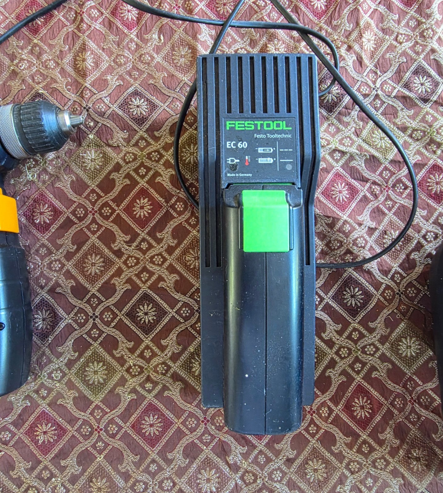 Festool Accu Boormachine met Lader en nwe Accu cdd 9.6ES, Doe-het-zelf en Verbouw, Gereedschap | Boormachines, Boormachine, Gebruikt