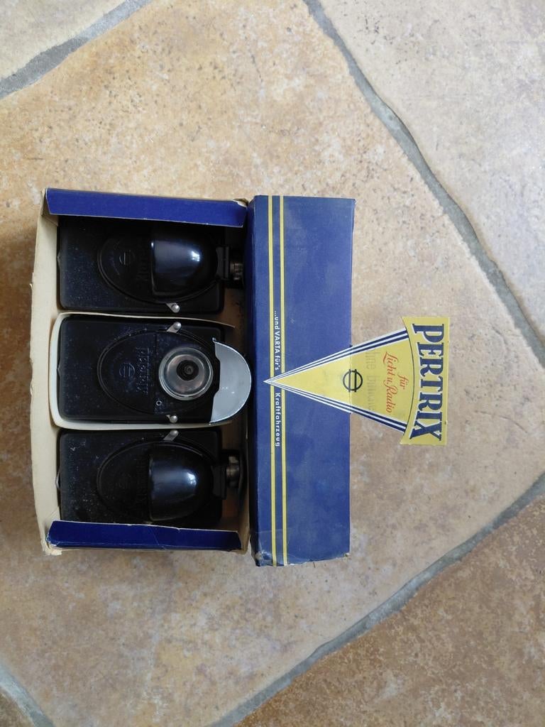 3x Pertrix zaklamp in originele doos, Ophalen of Verzenden