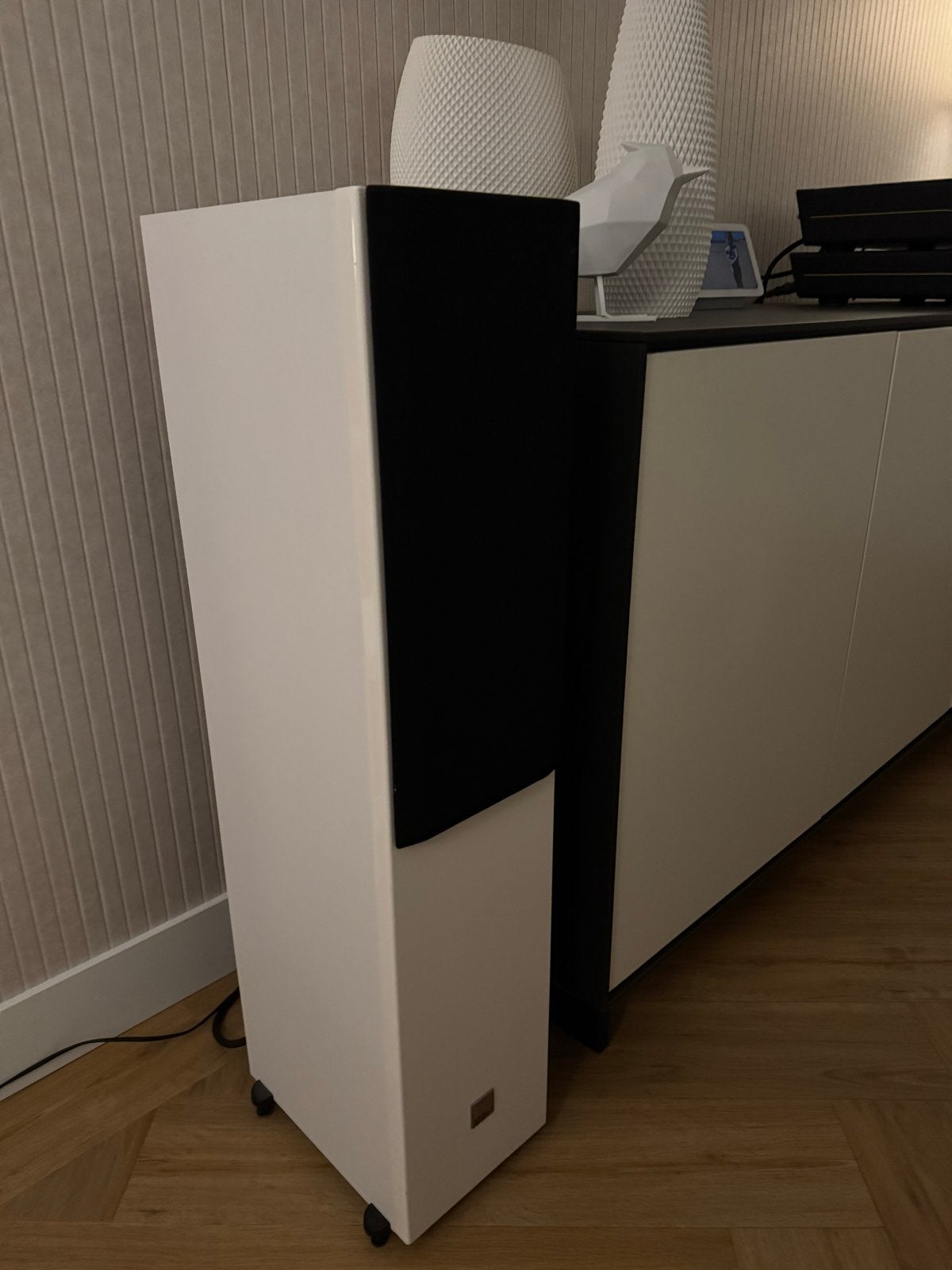 Dali Opticon 5 MK1 Vloerstaande Luidsprekers Wit, Vloerstaande luidspreker, Zo goed als nieuw, Basreflex, Dali