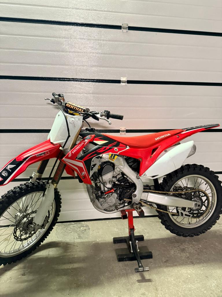 Crossmotor honda crf 250, Fietsen en Brommers, Ophalen, 6 versnellingen, Gebruikt, 250 cc