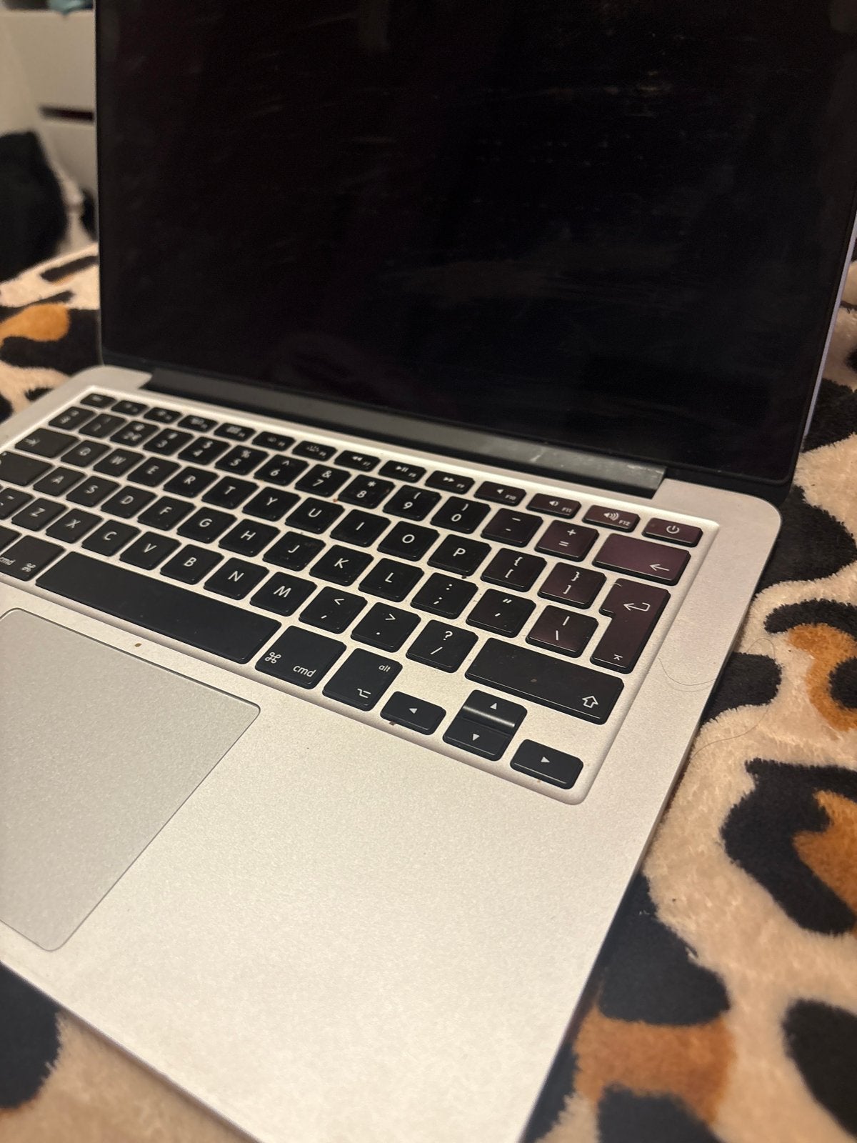 MacBook Pro met lader - Zo goed als nieuw