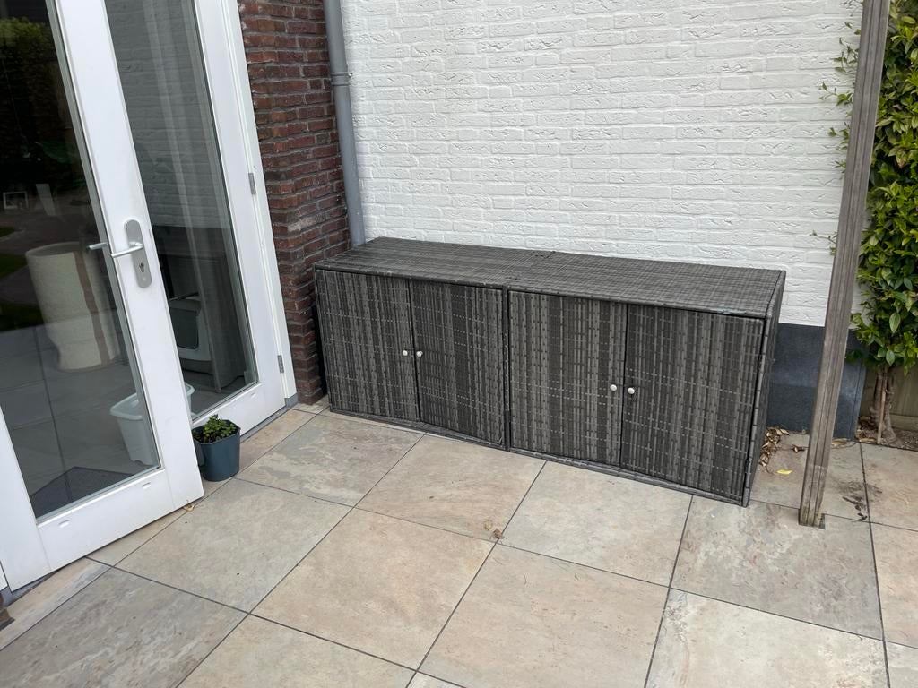 Grijze Wicker Opbergkast voor Buiten (198x55x78 cm), Tuin en Terras, Bergingen en Tuinkasten, Ophalen, Gebruikt, Kunststof, Overige typen