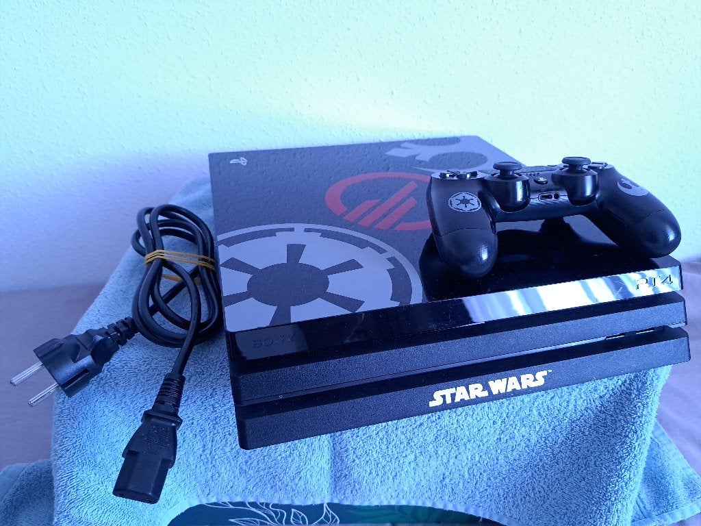 PS4 Pro 1TB Star Wars Battlefront 2 Limited Edition, Spelcomputers en Games, Spelcomputers | Sony PlayStation 4, Verzenden, 1 TB