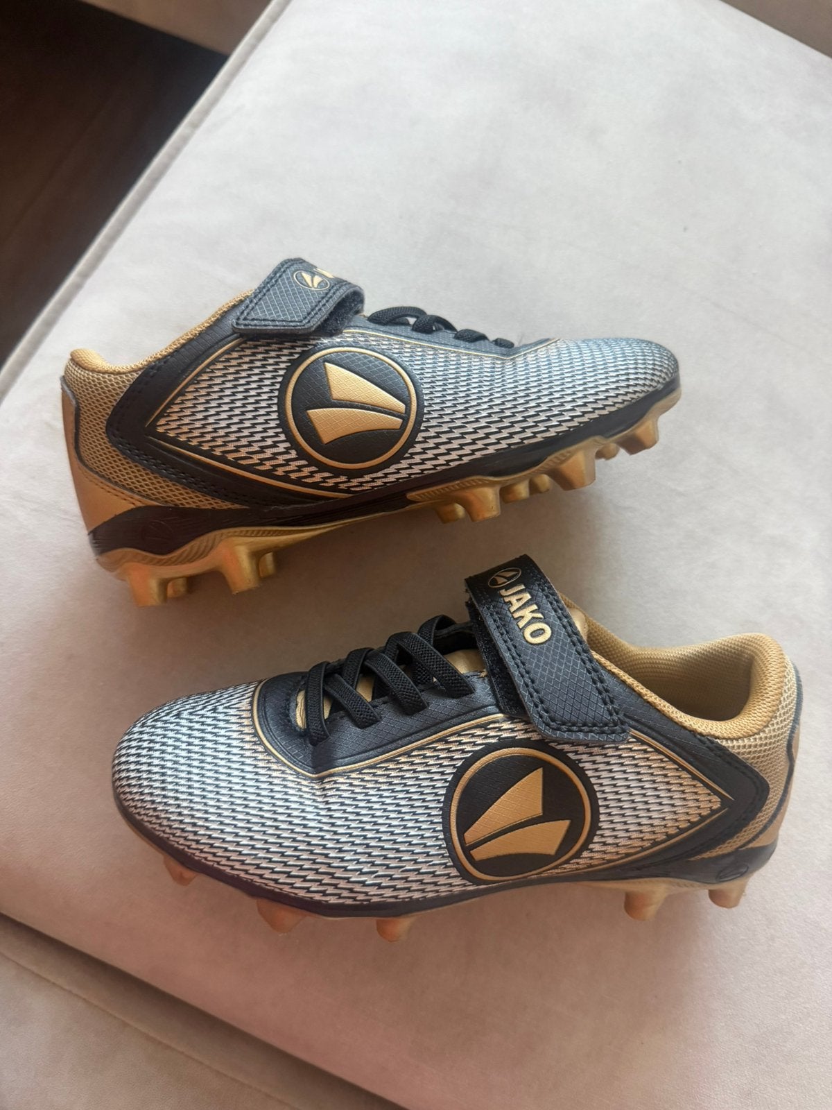 Jako voetbalschoenen, Sport en Fitness, Voetbal, Maat XS of kleiner, Ophalen, Zo goed als nieuw, Schoenen