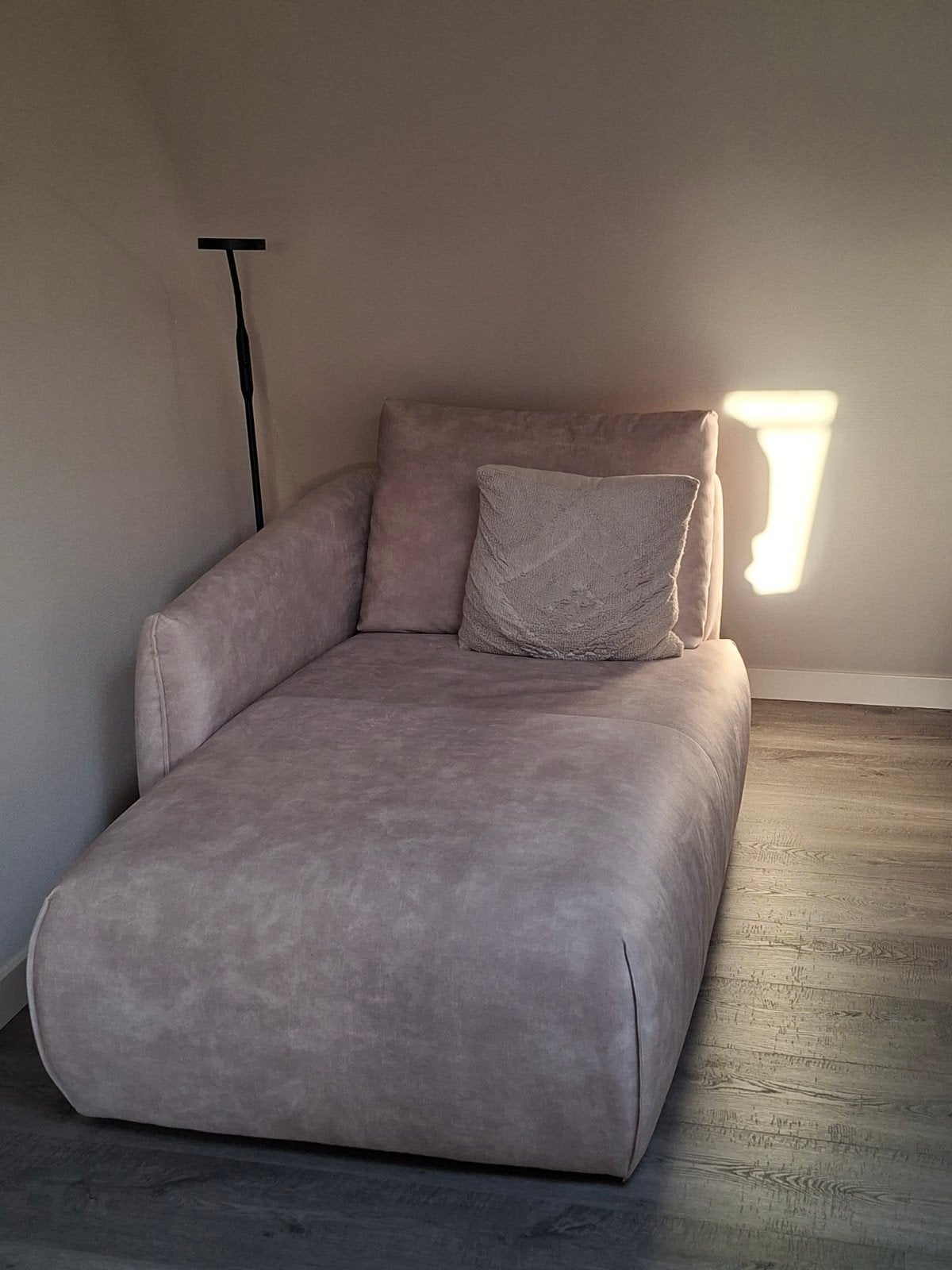 Montel - Icon - Chaises longue, Ophalen, Eenpersoons, Zo goed als nieuw, Minder dan 150 cm