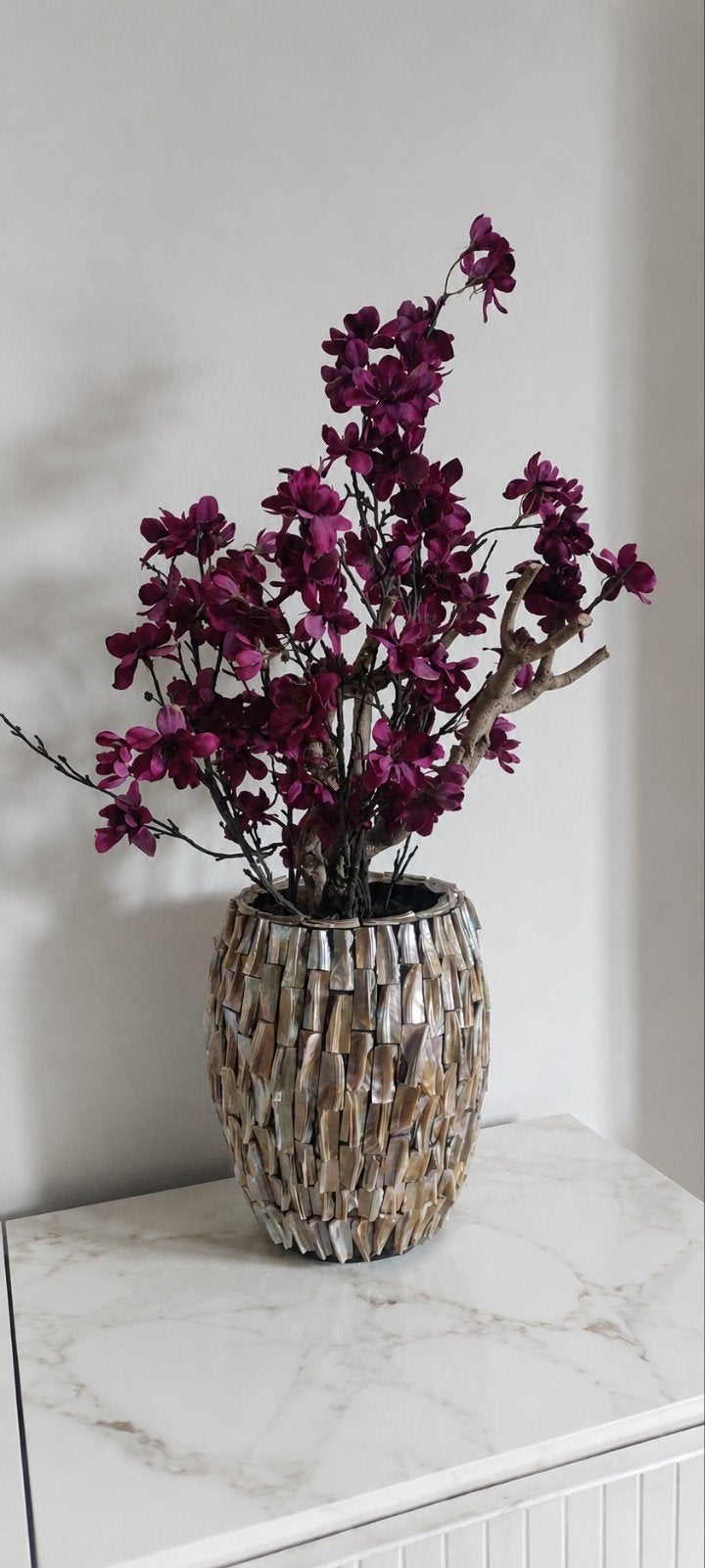 Luxe Eric Kuster stijl vaas met paarse bloesemboom, Overige materialen, Inclusief decoratie, Ophalen of Verzenden, Zo goed als nieuw