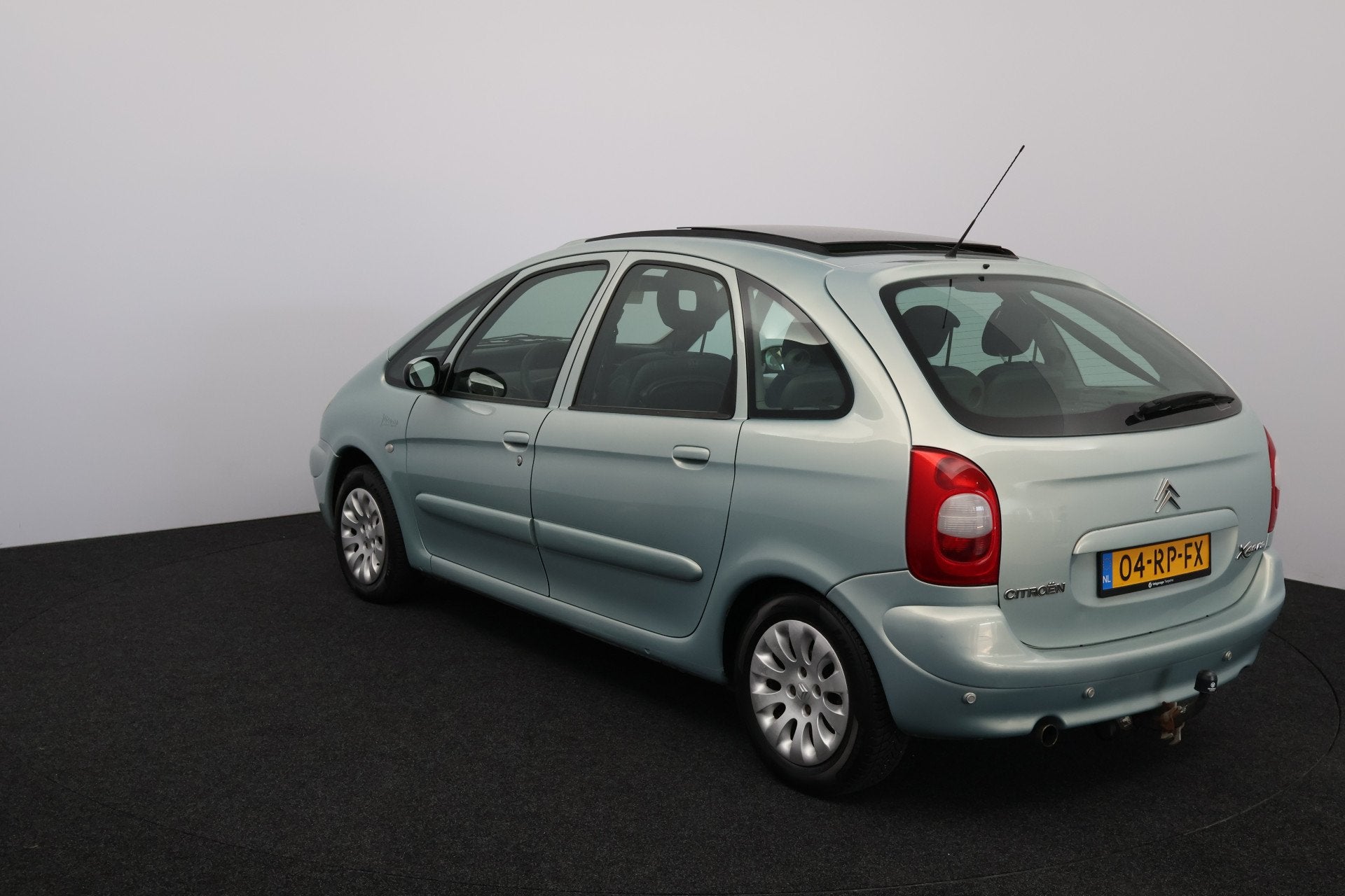 Citroën Xsara Picasso 2.0i-16V Différence 2 /AUTOMAAT! /AP, Auto's, Citroën, 1998 cc, 136 pk, 4 cilinders, 700 kg