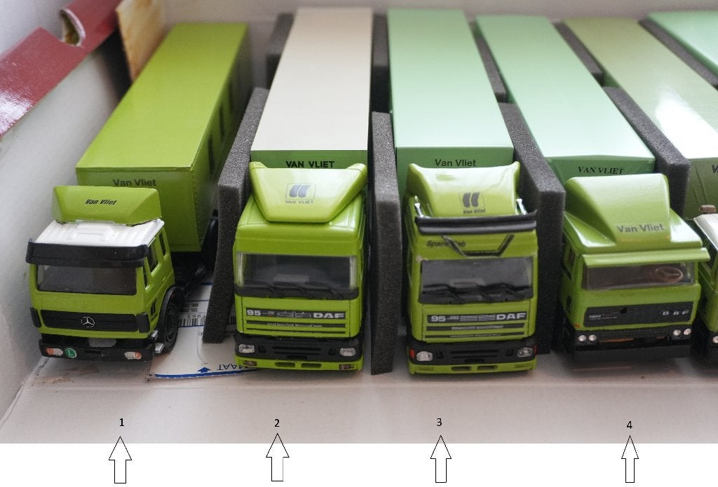 Div 1/50 van Vliet  modellen, Ophalen, Zo goed als nieuw, Bus of Vrachtwagen, Overige merken