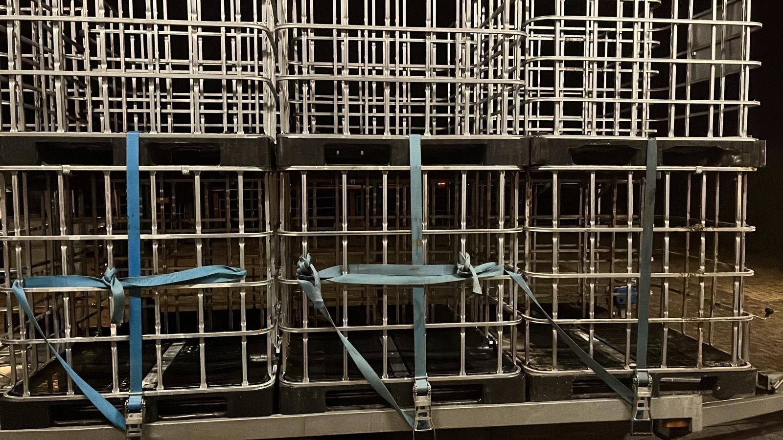 Metalen gaascontainers voor opslag en transport, Ophalen