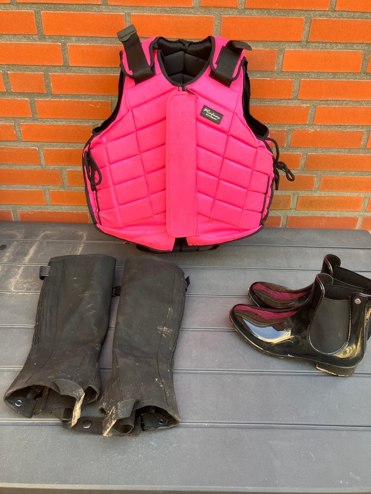 Bodyprotector (s), chaps (s), jodhpurs (37), paardrijbroek, Dieren en Toebehoren, Ophalen of Verzenden, Zo goed als nieuw