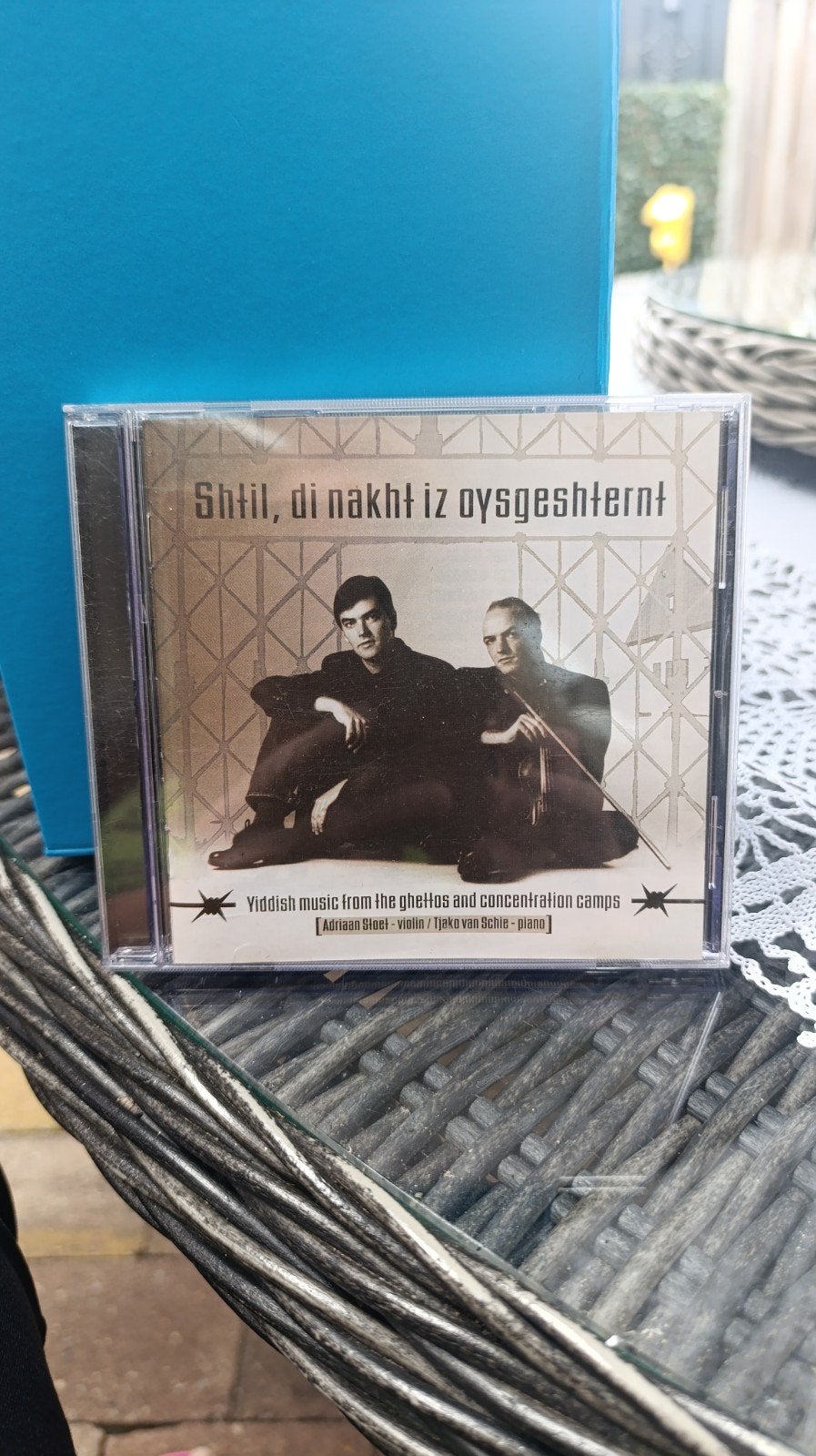Shtil, di nakht iz oysgeshternt - Yiddish Music CD, Ophalen of Verzenden, Zo goed als nieuw, Album, Inclusief doosje