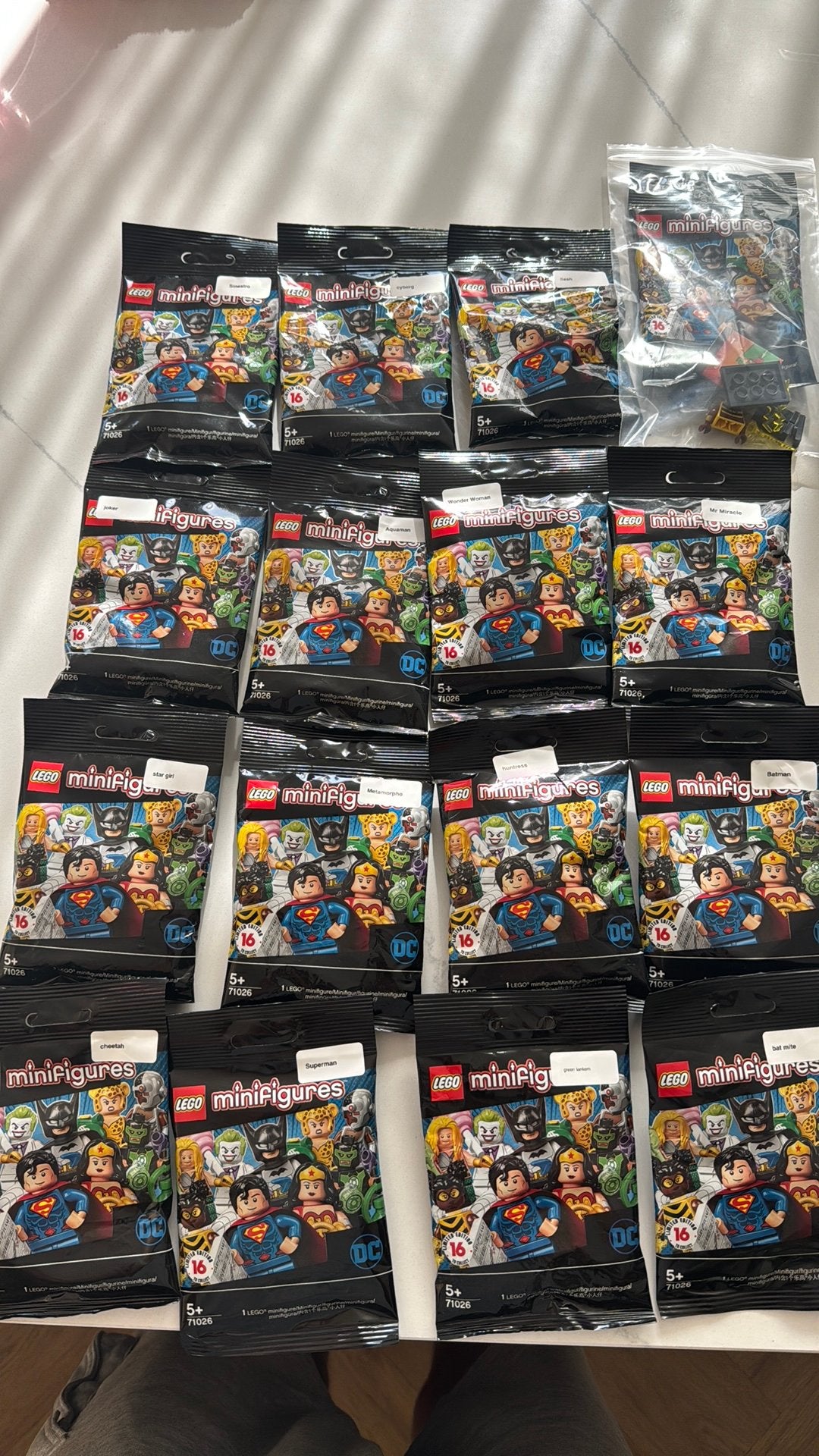 Lego Minifigures 71026 CMF complete set 15 sealed/1 geopend., Ophalen of Verzenden, Zo goed als nieuw