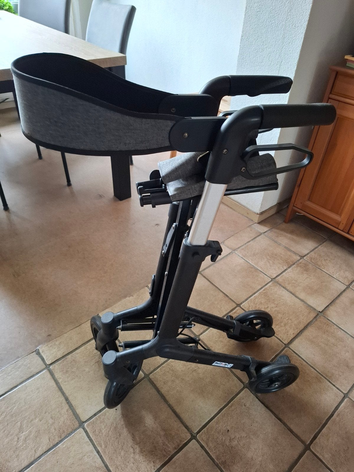 Rollator, Ophalen