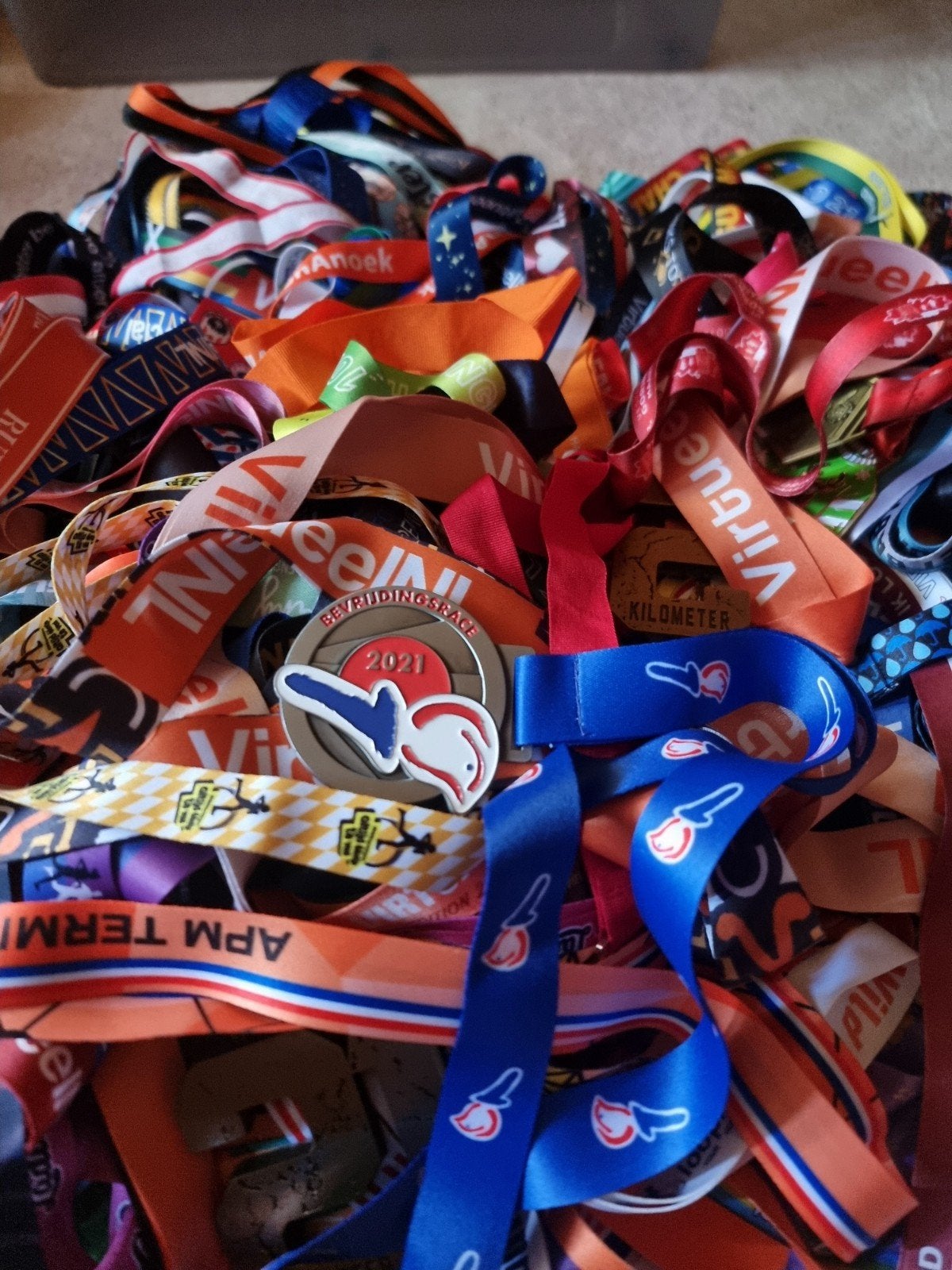 Virtuele Medailles ruim 200 stuks, Postzegels en Munten, Penningen en Medailles, Ophalen of Verzenden, Overige materialen