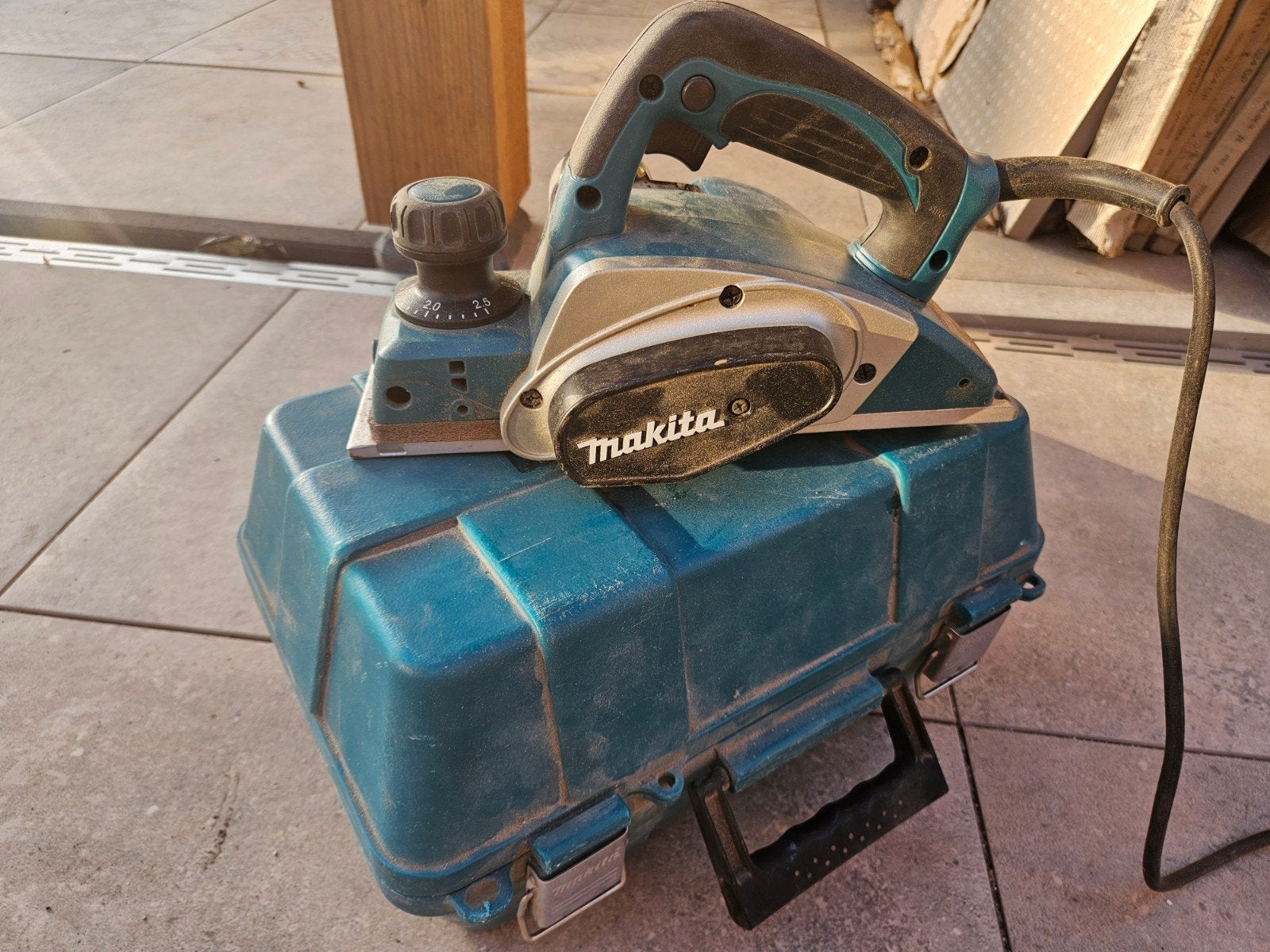 Makita elektrische schaaf., Ophalen of Verzenden, Zo goed als nieuw