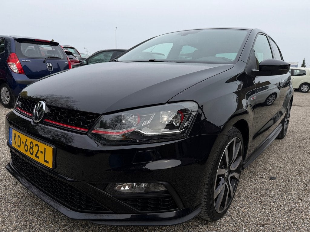 Volkswagen Polo 1.8 TSI GTI NL Auto 85000km NAP Dealer Onder, Voorwielaandrijving, Gebruikt, Euro 6, Zwart