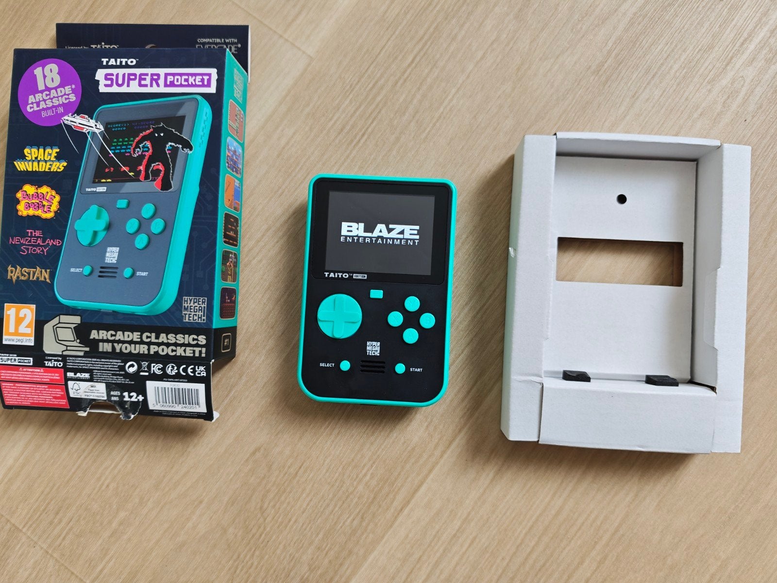 Taito Super Pocket - 18 game en evercade, Spelcomputers en Games, Ophalen of Verzenden, Overige merken, Nieuw