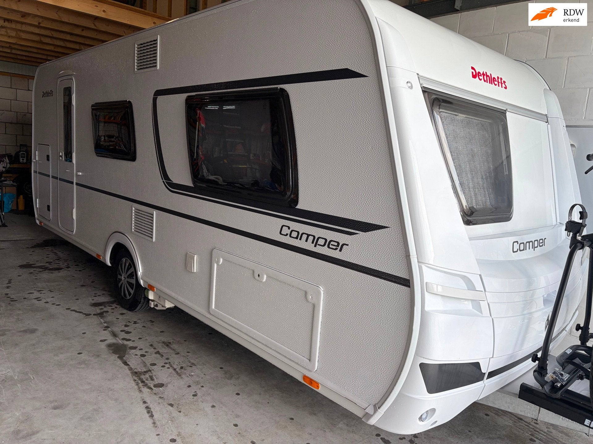 Dethleffs 3EN 530 Camper Nieuwstaat airco mover stapelbed al, Dethleffs, 1250 - 1500 kg, Douche, Particulier