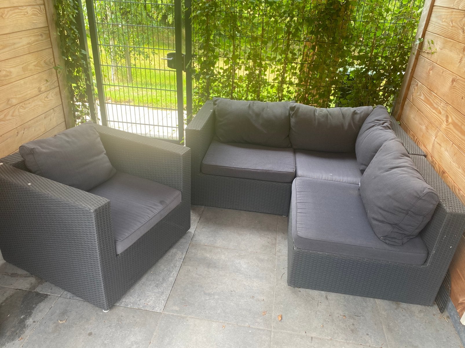 Tuinset/loungeset, Ophalen, 4 zitplaatsen, Kunststof, Gebruikt