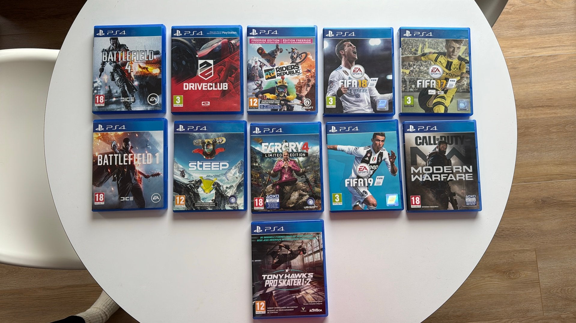 PS4 game bundel - 11 games (sport & shooters), Spelcomputers en Games, Games | Sony PlayStation 4, Ophalen, Gebruikt, Vanaf 18 jaar