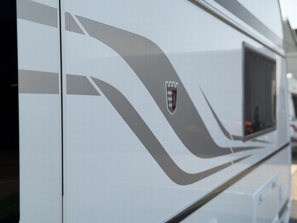 Tabbert PUCCINI 550 E 2.3 / 50% Deals (bj 2026), Tabbert, 7 tot 8 meter, Bedrijf, Info@deklerkcaravans.nl