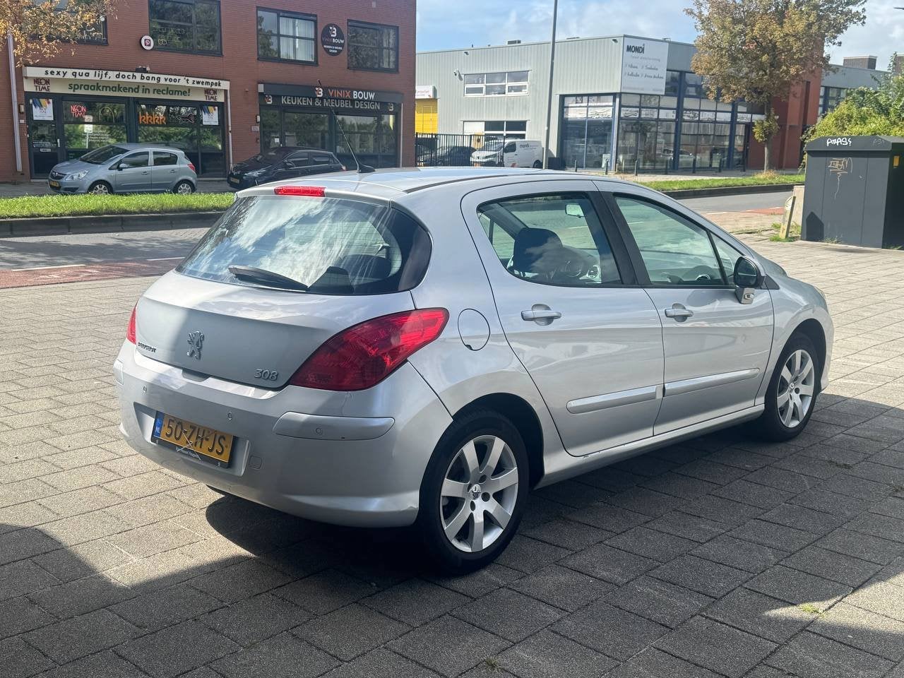 Foto 3 van Peugeot 308 1.6 VTi XS/Automaat/nieuwe apk/km nap