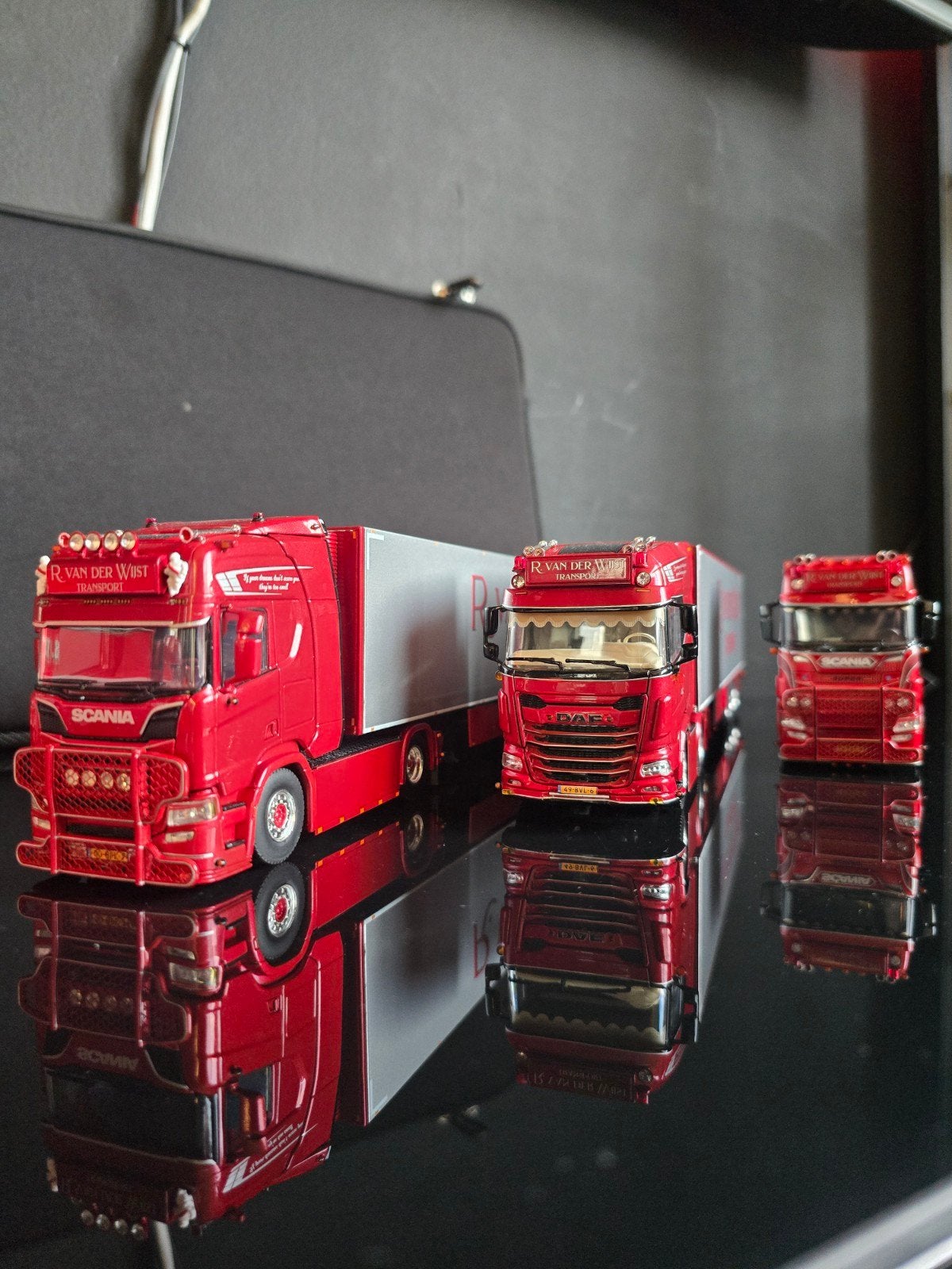 Wsi set r van de wijst, Hobby en Vrije tijd, Modelauto's | 1:50, Ophalen, Zo goed als nieuw, Bus of Vrachtwagen, Wsi