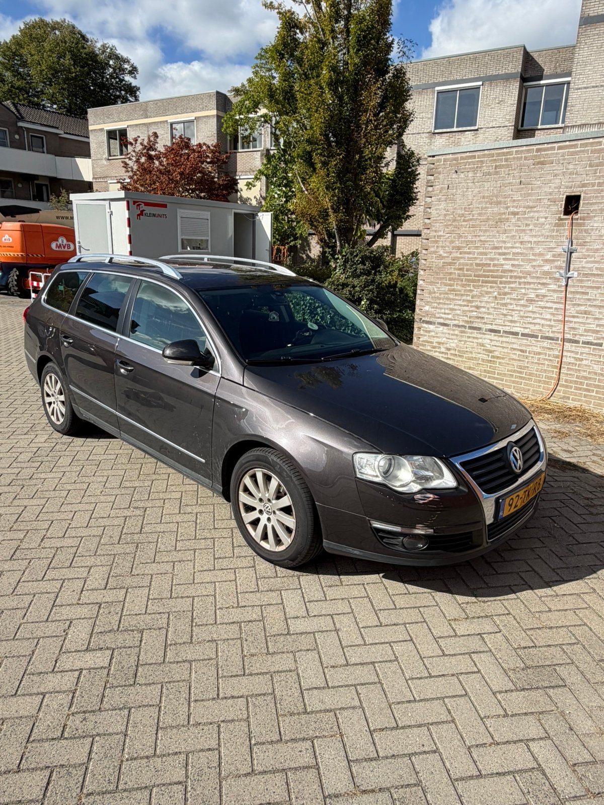 Volkswagen Passat 2.0 FSI 110KW Variant 2006 Bruin, Auto's, Voorwielaandrijving, 4 cilinders, Origineel Nederlands, Stationwagon