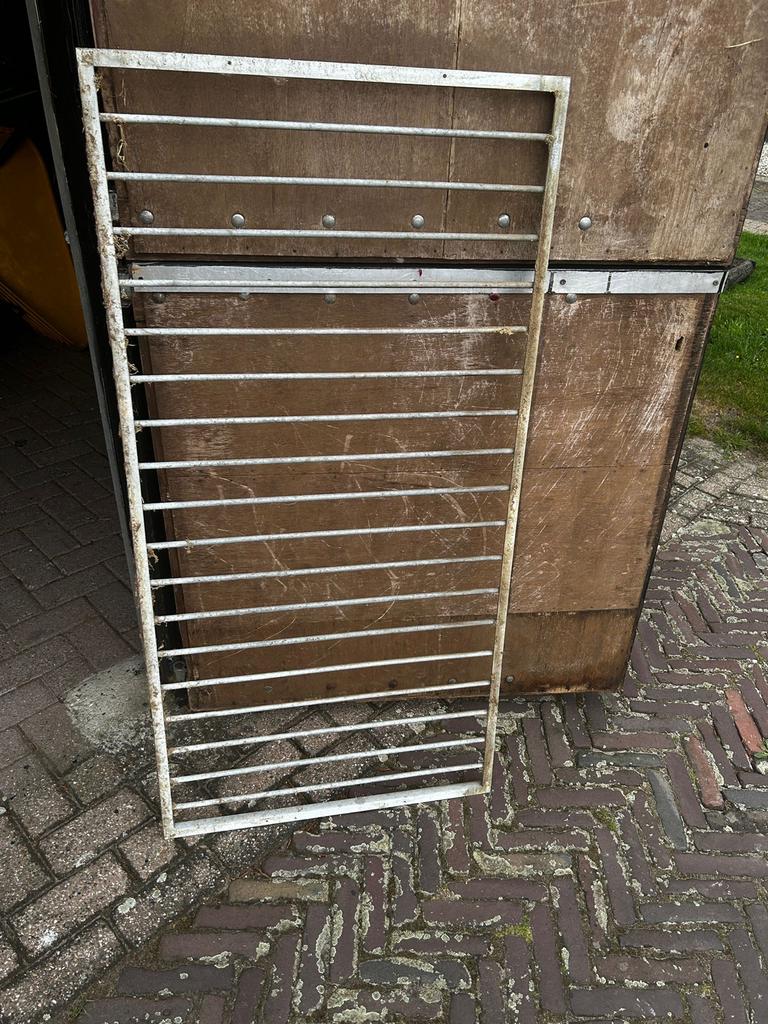 Stalinrichting, Dieren en Toebehoren